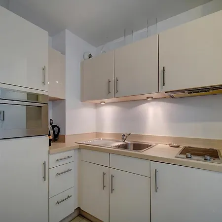 2 Pieces Moderne Avec Terrasse Et Parking A 3Mn Des Plages !L- A1B230 Cannes Exterior photo