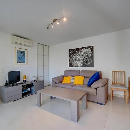 2 Pieces Moderne Avec Terrasse Et Parking A 3Mn Des Plages !L- A1B230 Cannes Exterior photo