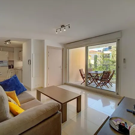 2 Pieces Moderne Avec Terrasse Et Parking A 3Mn Des Plages !L- A1B230 Cannes Exterior photo
