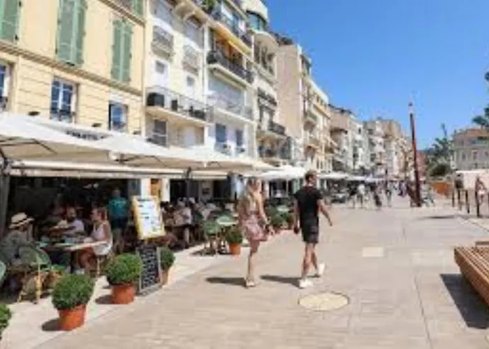 2 Pieces Moderne Avec Terrasse Et Parking A 3Mn Des Plages !L- A1B230
